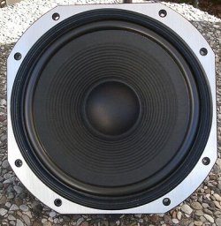 Monacor-SP-330-HIFI-Bass-Lautsprecher-Chassis-Woofer-220-W.jpg